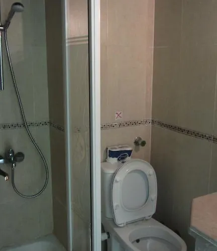 لارين 2* دهب