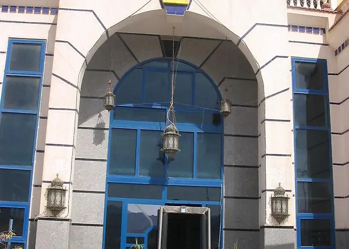لارين منتجع 2*